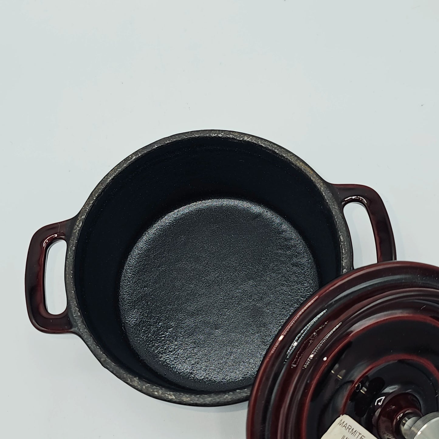 Mini Cocotte en Fonte Émaillée - L'Authenticité Culinaire en Format Individuel
