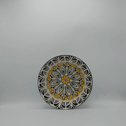 Assiette à Dessert en Céramique Mandala – Motif Arabesque Jaune et Noir