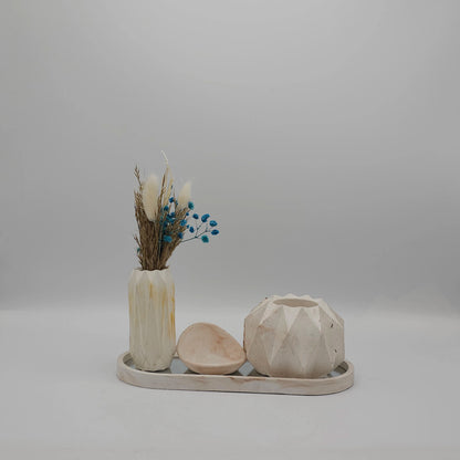 Set de Décoration Artisanale en Béton Blanc – Plateau, Vases Géométriques et Coupelle