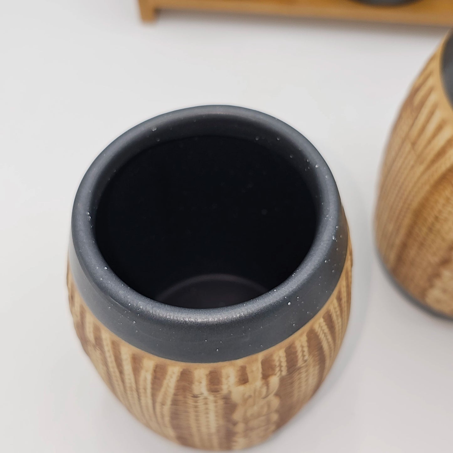 Set de 7 Bocaux à Épices "Cocon" – Céramique Effet Tricot et Support Bambou