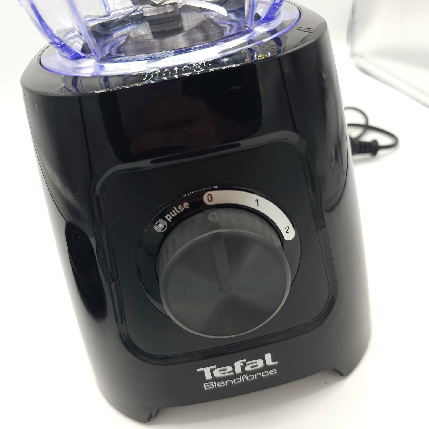 Blender Tefal Blendforce Noir 600W – Mixage Haute Performance & Technologie Smart Lock