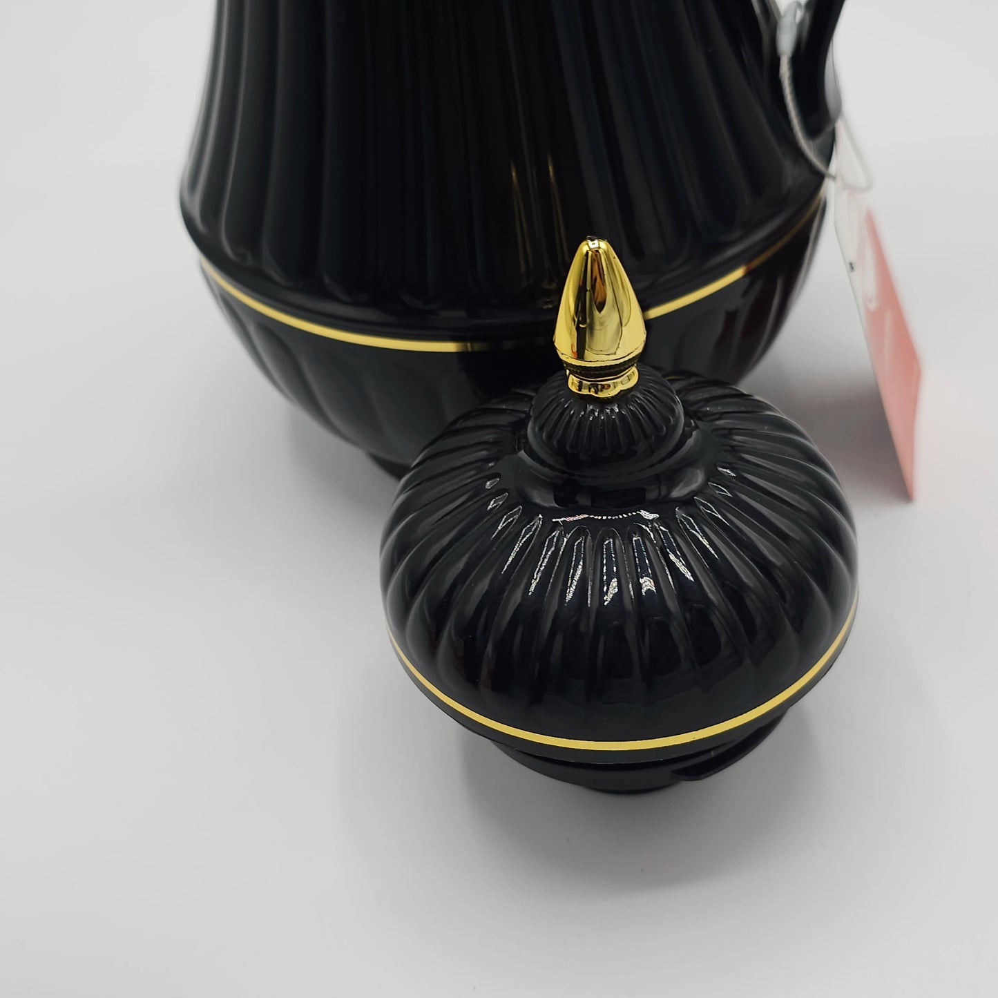 Duo de Carafes Isothermes "Royal Black & Gold" – Set de Thermos Design Oriental