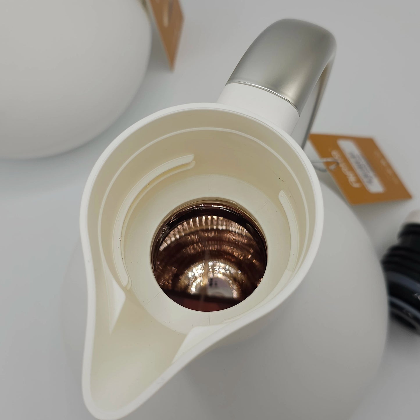 Duo de Thermos Design "Pure White" – Carafes Isothermes Élégantes Alpha Ménage