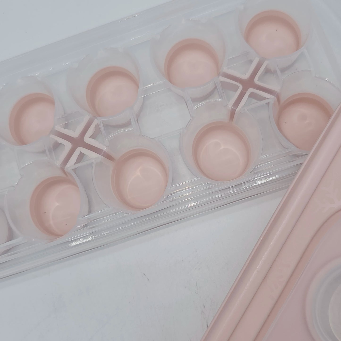 Bac à Glaçons "Easy Ice" – Démoulage Facile & Couvercle Hermétique