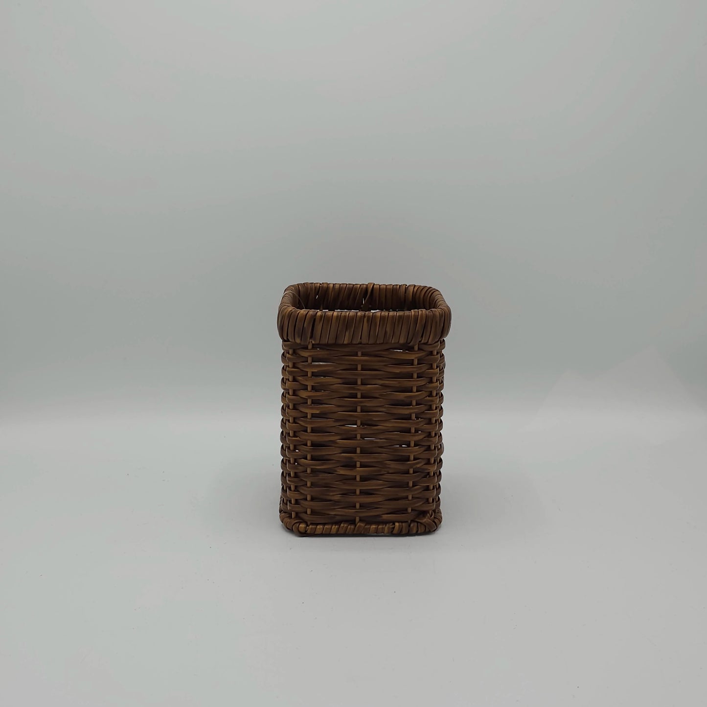 Panier de Rangement Carré Tressé Noir – Style Rotin Élégant & Durable