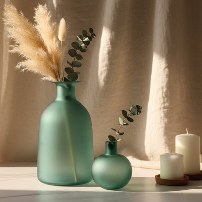 Carafe Design en Verre Dépoli Vert Émeraude – Carafe à Eau & Objet Déco Premium