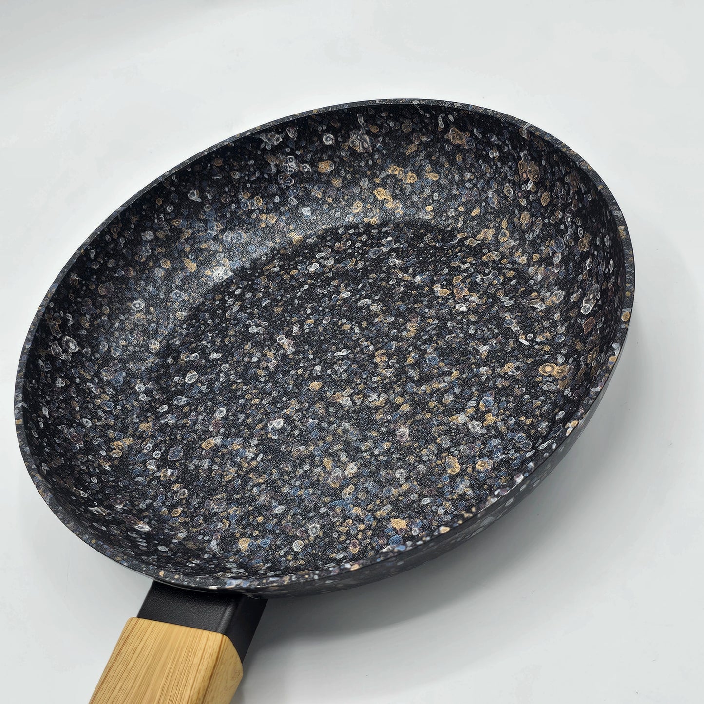 Poêle Antiadhésive Baroly 24cm – Effet Pierre & Manche Finition Bois Ergonomique