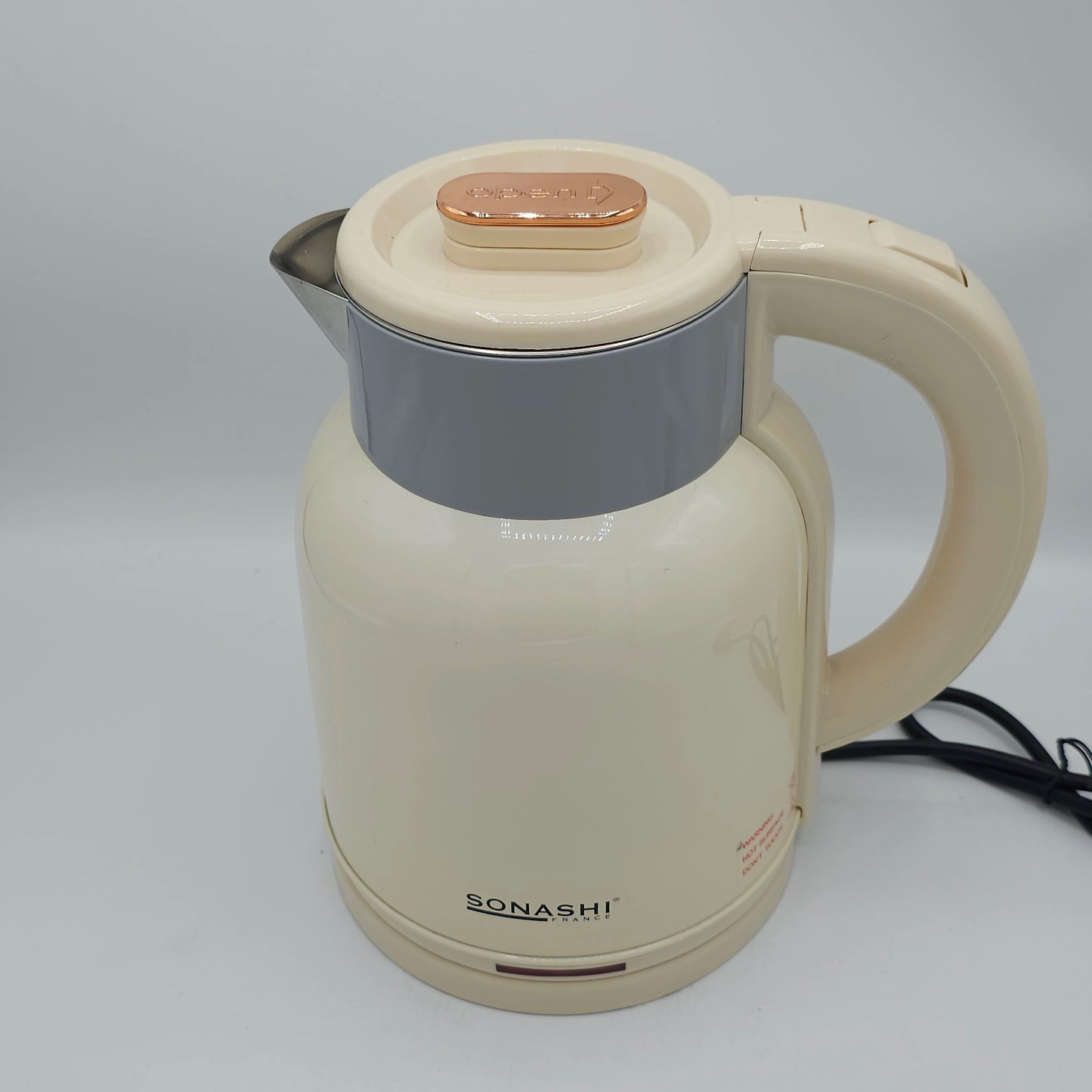 Bouilloire Sans Fil Sonashi SKT-1822 - 1.8L - Design Élégant et Sécurisé