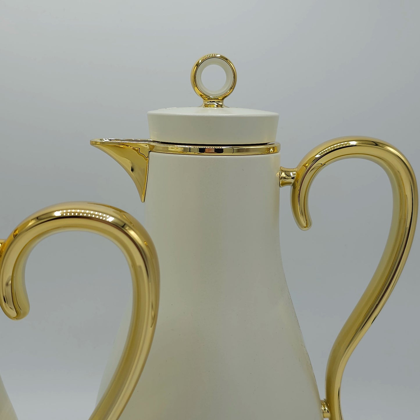 Set de 2 Cafetières/Théières Élégance Alpha – Design Moderne Blanc et Or