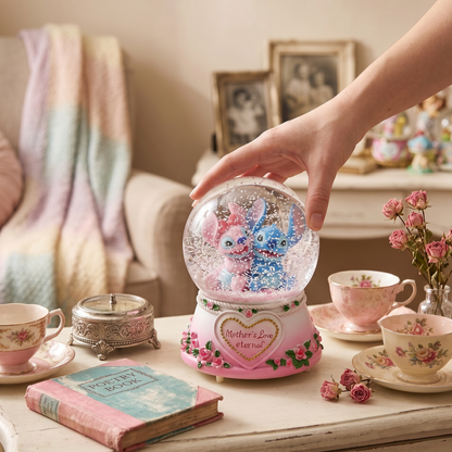 Boule à Neige Stitch & Angel "Amour Éternel" – Boîte à Musique Décorative Disney Style