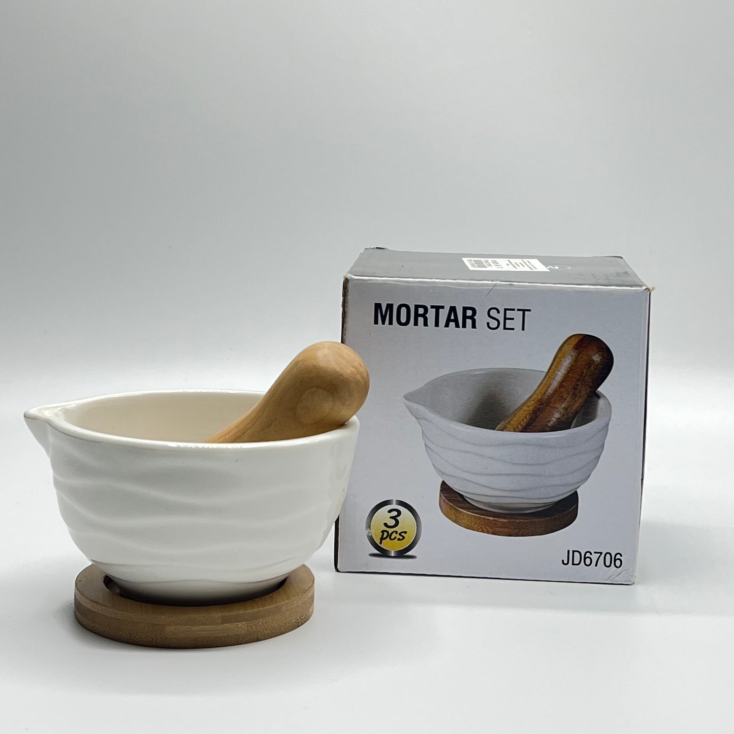 Set Mortier et Pilon en Céramique Blanche avec Socle en Bambou