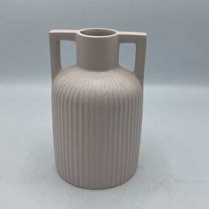 Vase Amphore Contemporain en Céramique Striée – Beige Nude