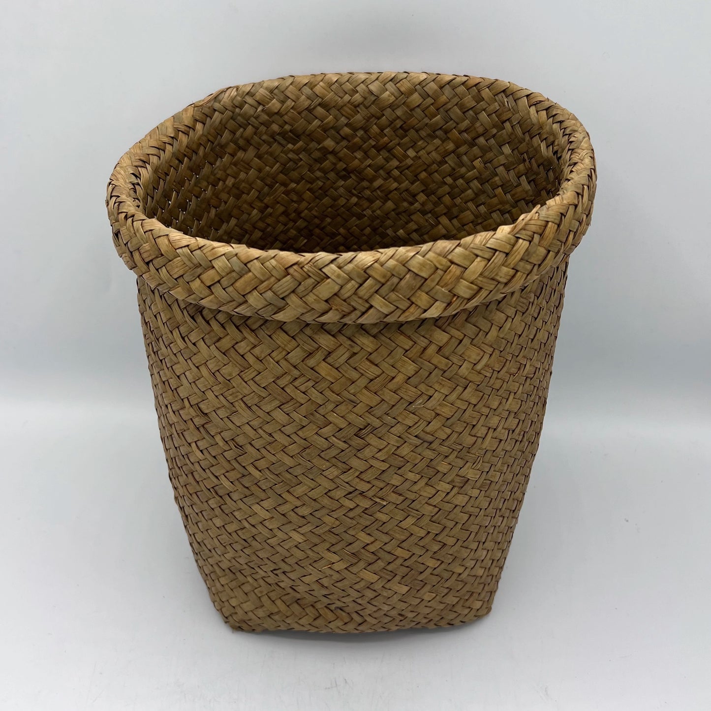 Cache-Pot d'Intérieur Design – Élégance & Nature