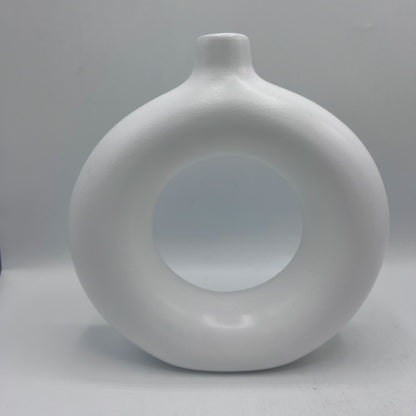 Vase Sculptural Donut à Col Court – Céramique Mate Minimaliste