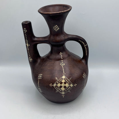 Vase Berbère Traditionnel en Terre Cuite Décoré - Pièce Unique d'Artisanat