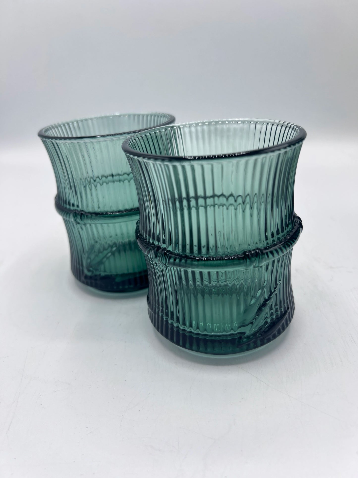 Set de 4 Gobelets en Verre Canelé Vert Style Bambou – Design Élégant