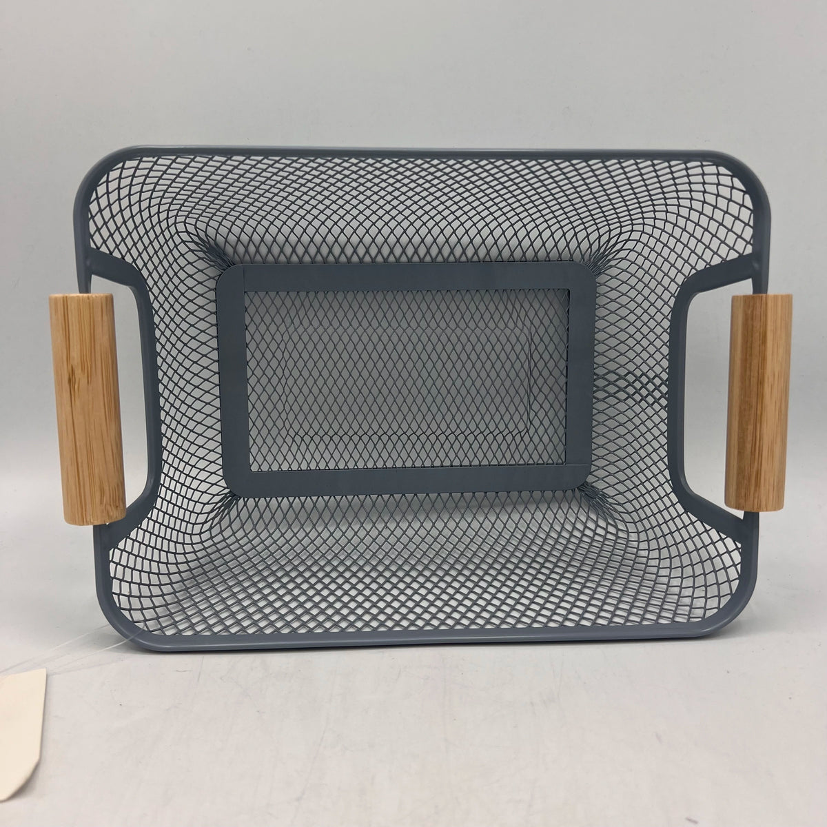 Paniers de Rangement Métal et Poignées en Bois – Élégance & Organisation Design